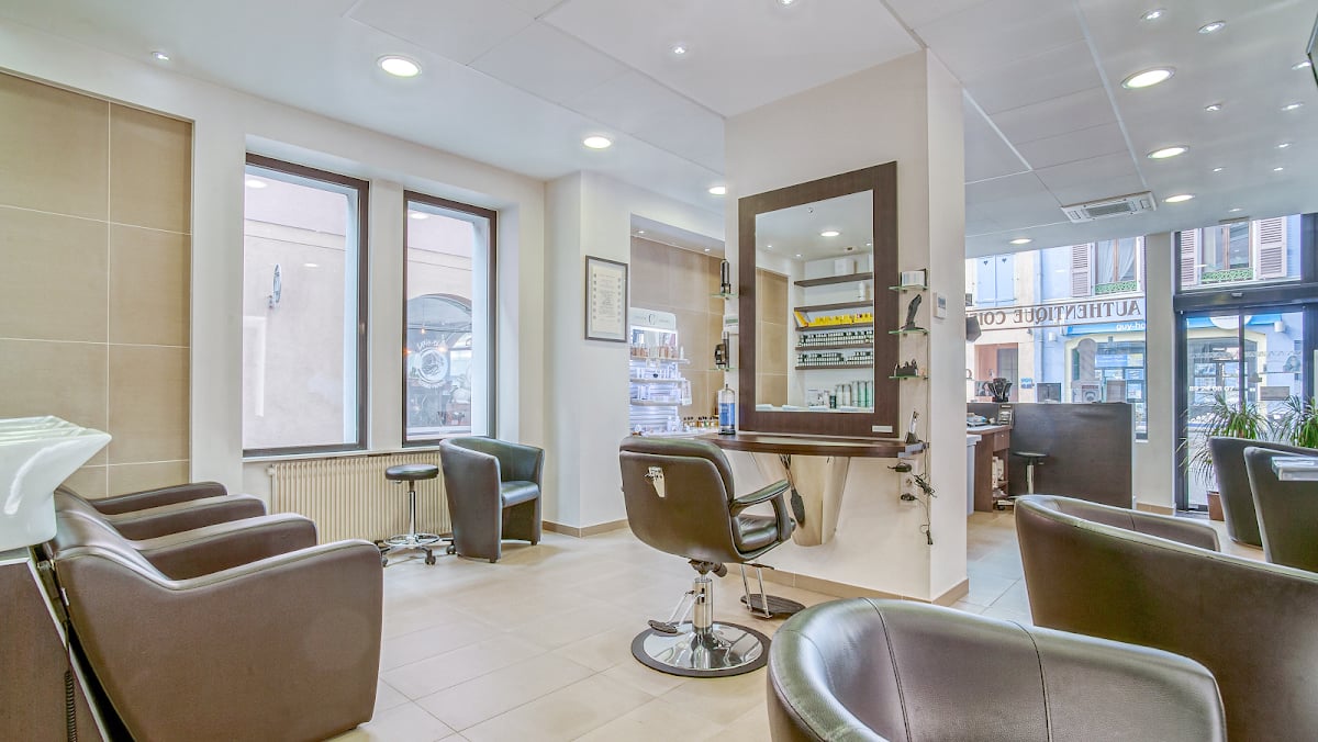 Authentique Coiffure